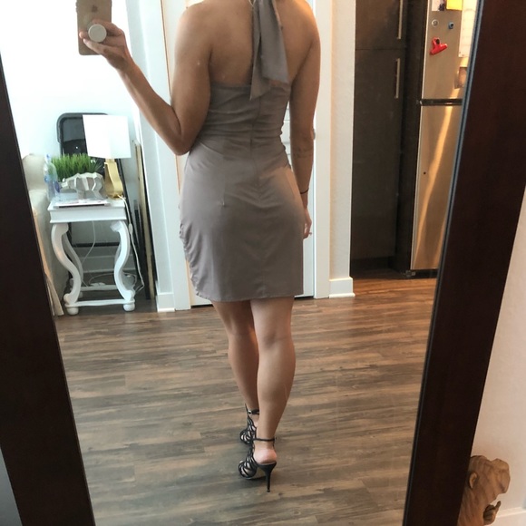 LuLus halter top dress - Picture 2 of 5